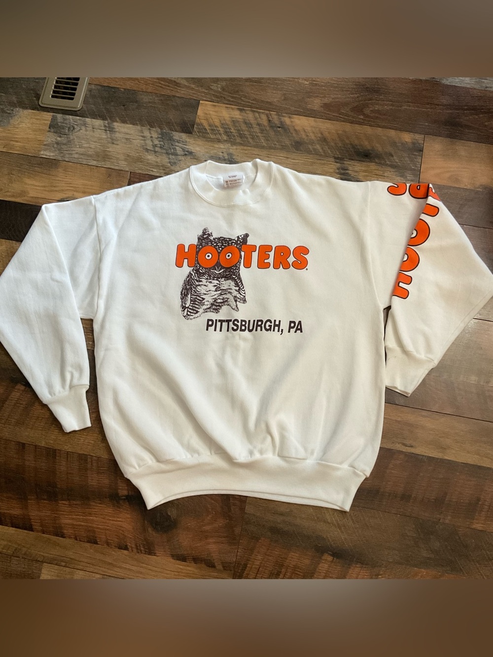 Vintage Hooters More than a Mouthful Pittsburgh Pa Sweatshirt Unisex